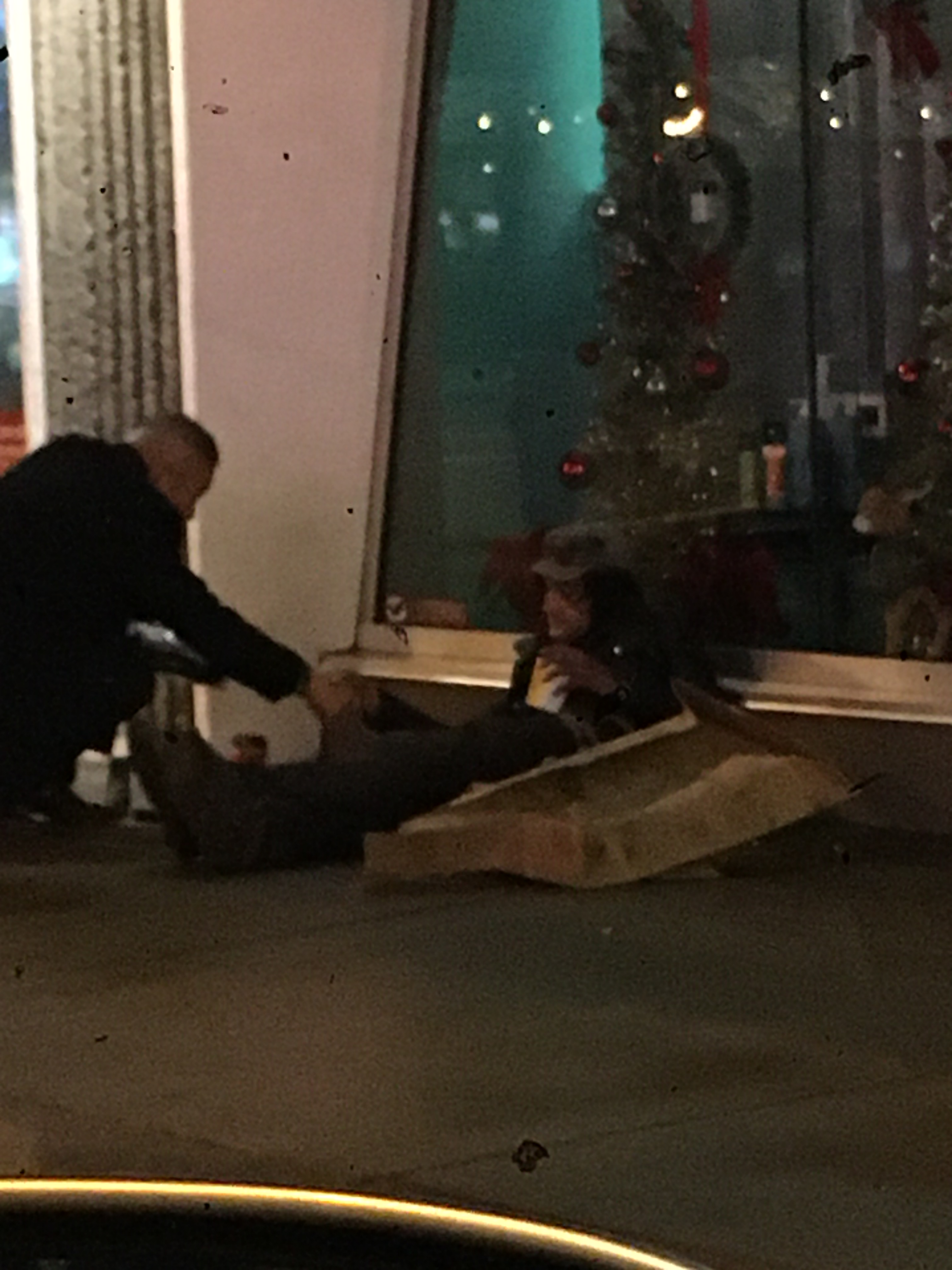 2019.11.06 00.58 AM Alan