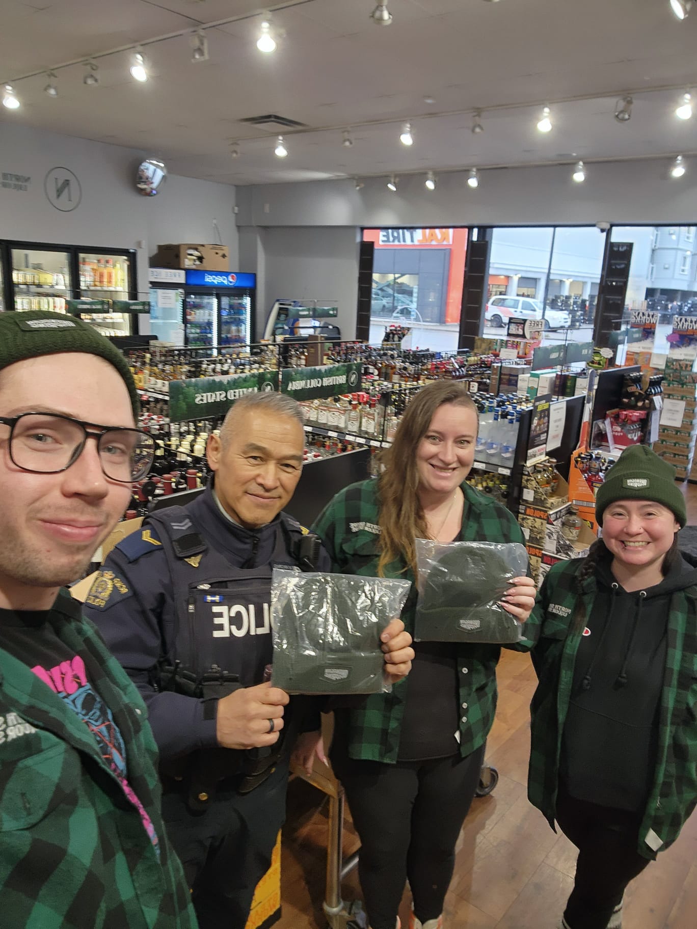 F06C0764-0668-4AAE-9FDD-42F7E1C4B816